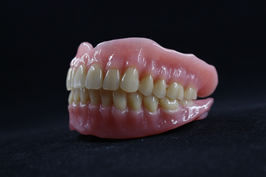 Hàm tháo lắp trọn gói, uy tín, an toàn và bảng giá 2026 3 ham nhua